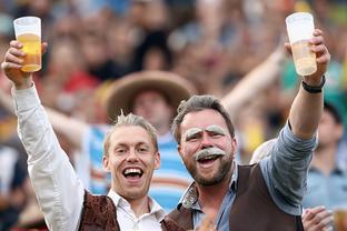 禁燃烟花！图片报：欧洲杯开幕式想放烟花 遭慕尼黑市政府拒绝